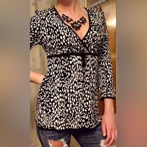 MICHAEL KORS cheetah knit tunic v neck wrap long sleeve waist drawstring size XS